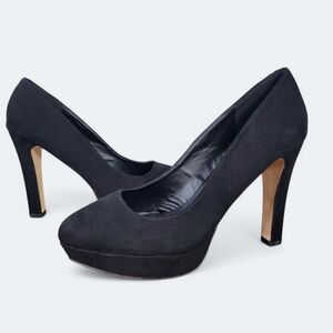 Madden NYC Statue Black High Heels Size Platform Size 10 Faux Suede